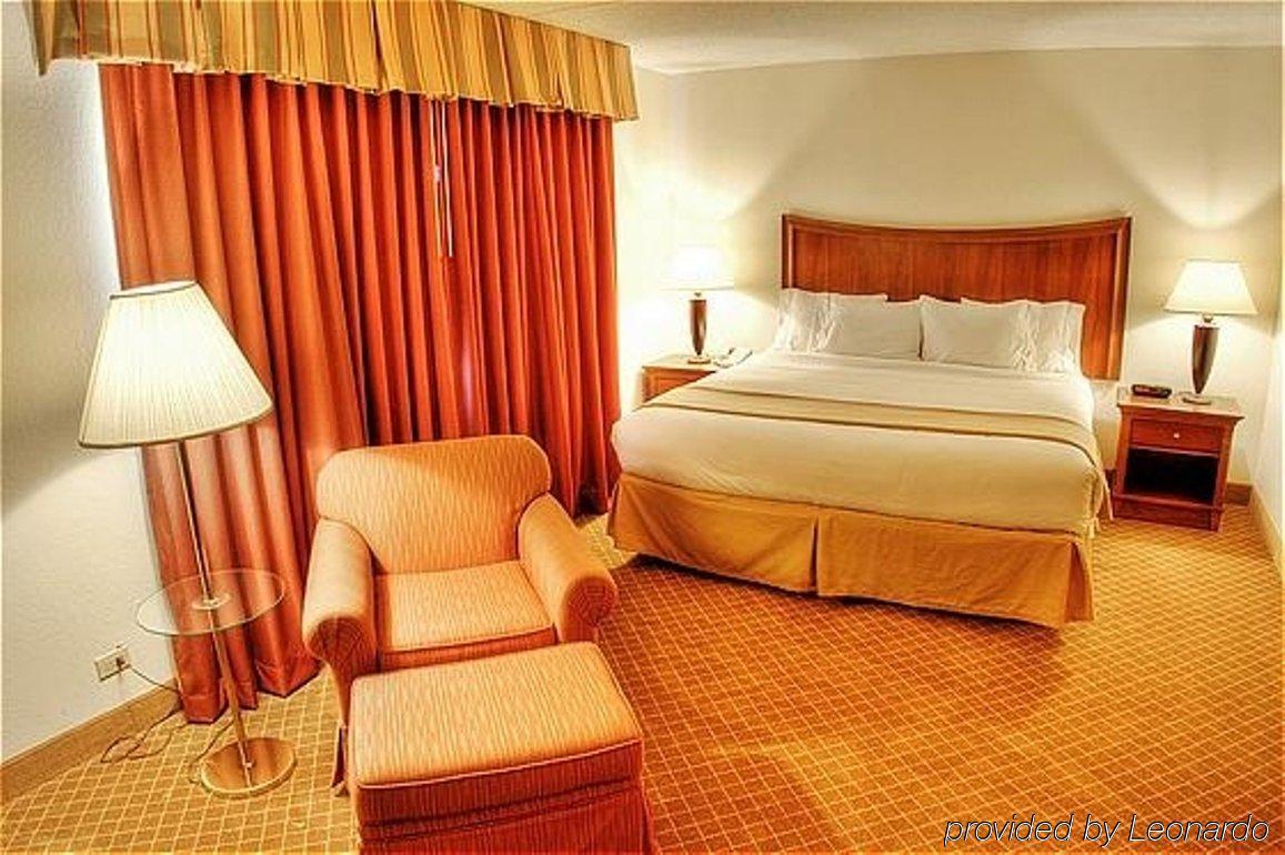 Holiday Inn Express Chicago Nw - Arlington Heights, An Ihg Hotel Номер фото